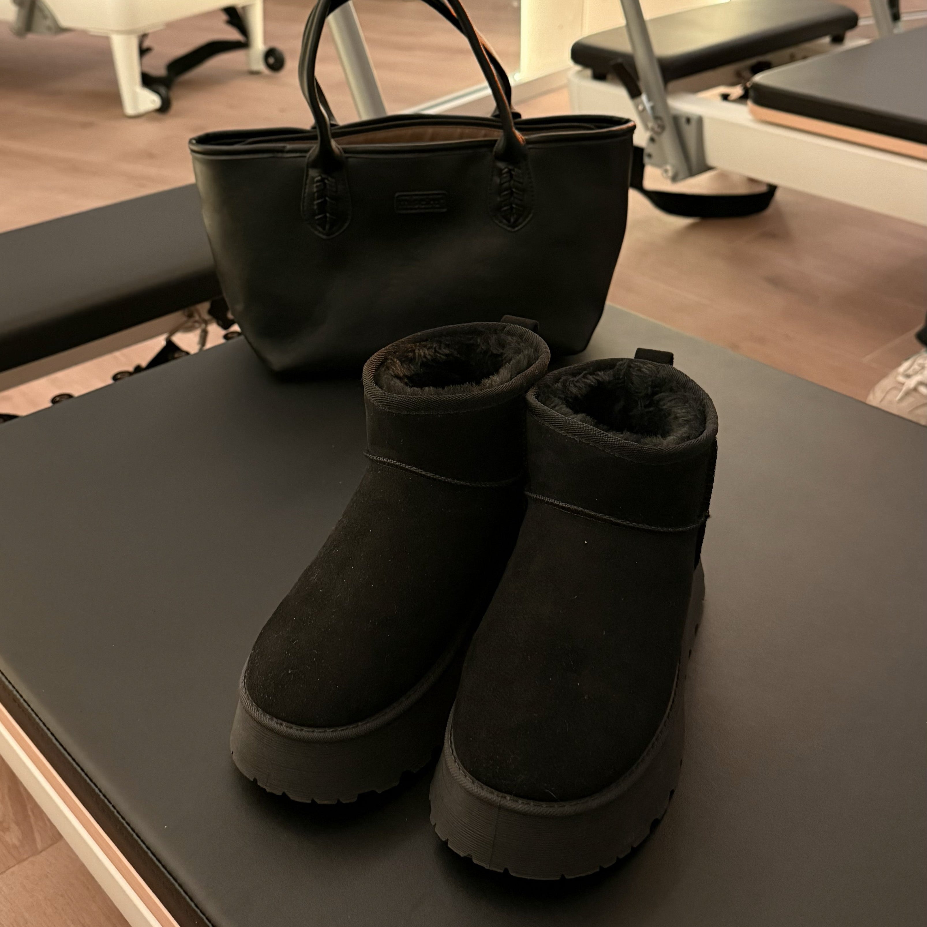 Botas Pelo - MISWINTER - Negro